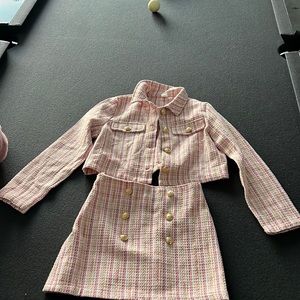 Girls suit - pink - never worn